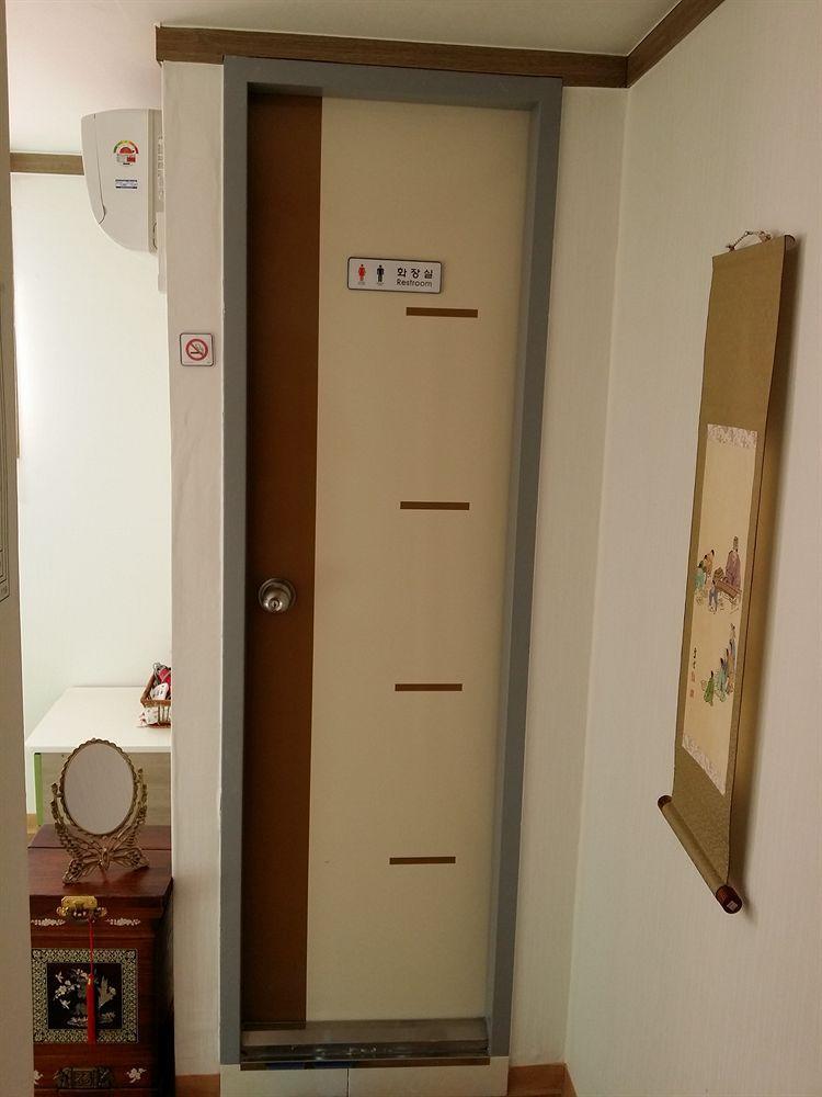Feliz Guesthouse, Seoul Station Esterno foto