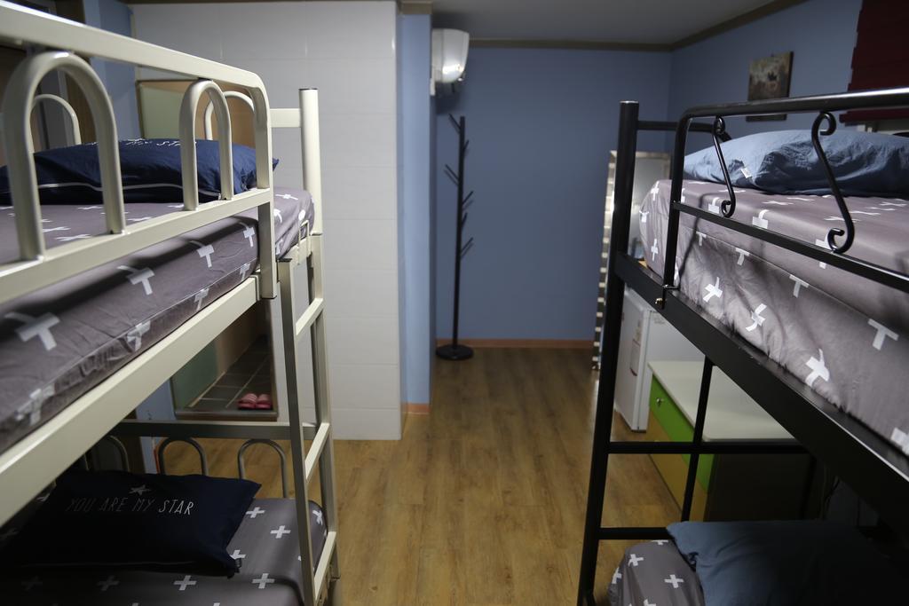 Feliz Guesthouse, Seoul Station Esterno foto